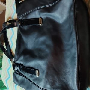 🎊Cole Hann leather tote with Patton straps